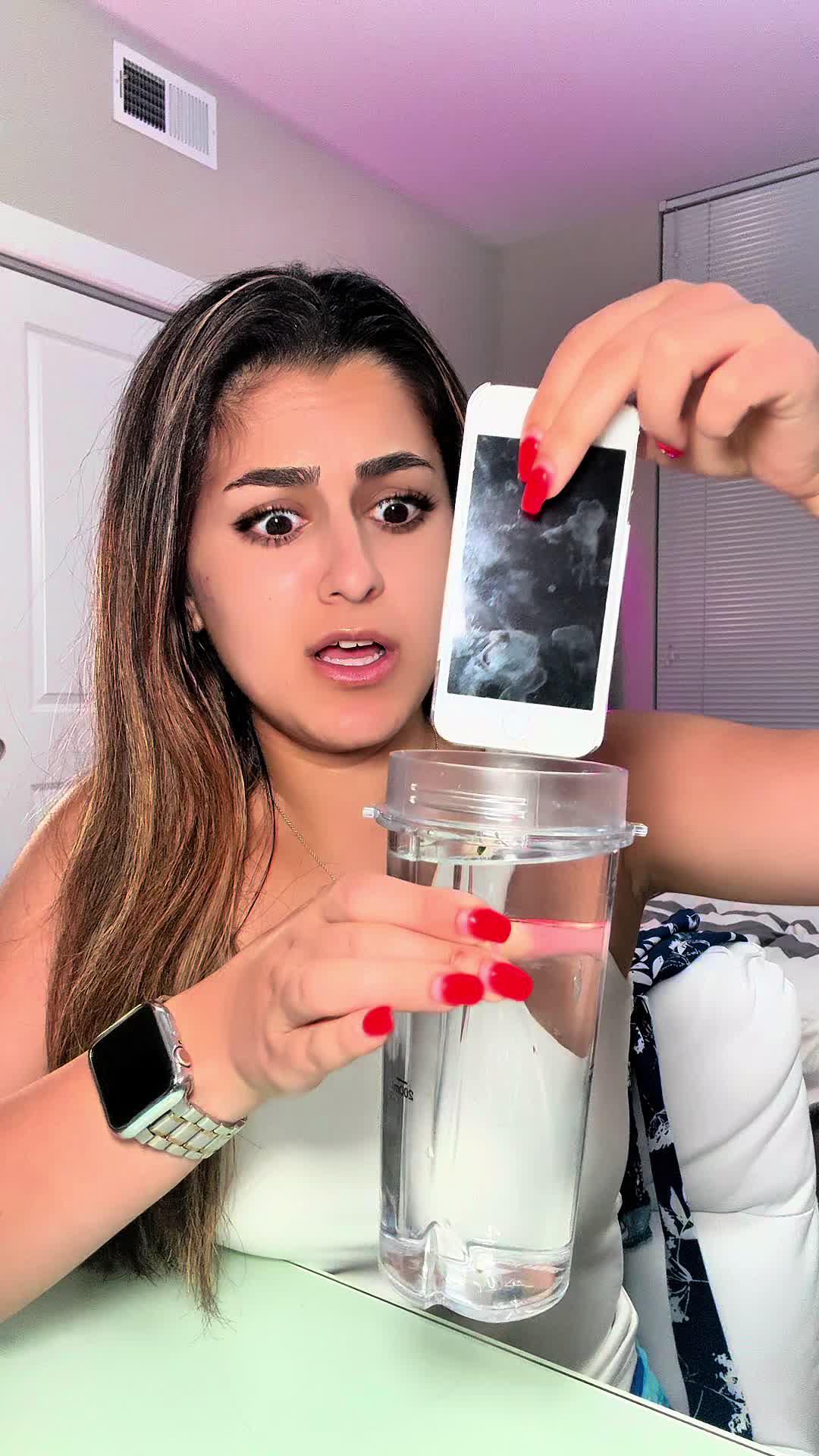 Free up iPhone storage in seconds with Cleanup!