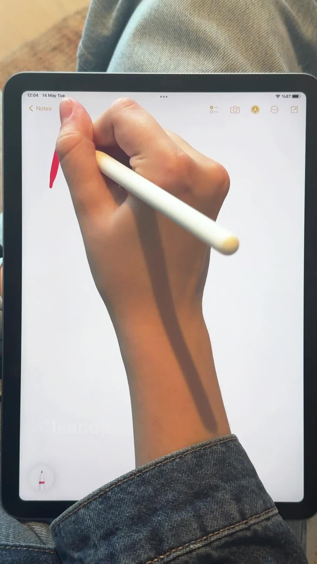 Free up storage with Cleanup app in seconds.