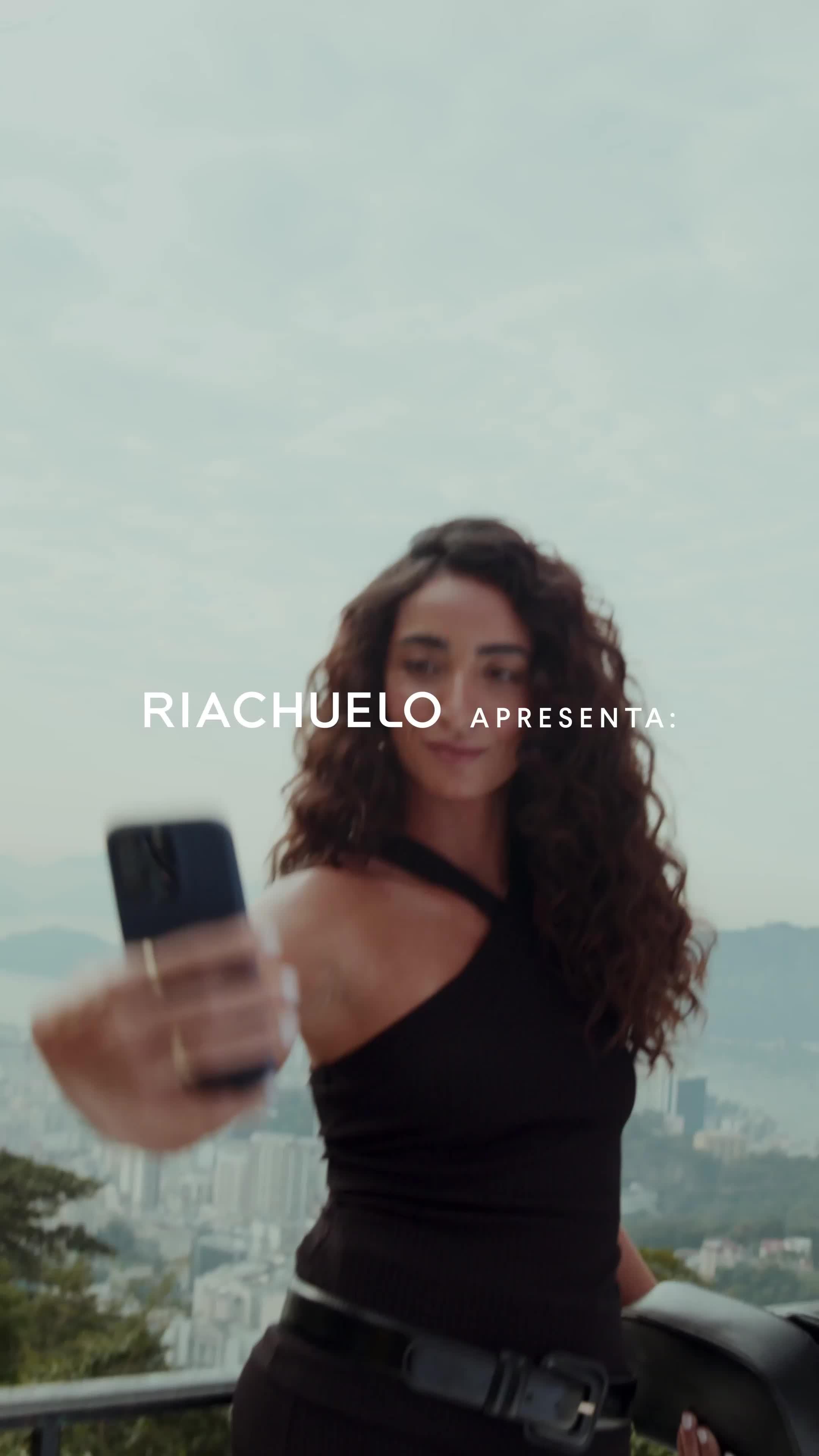 Baixe o app da Riachuelo e confira a nova coleção de Primavera/Verão, repleta de tendências!