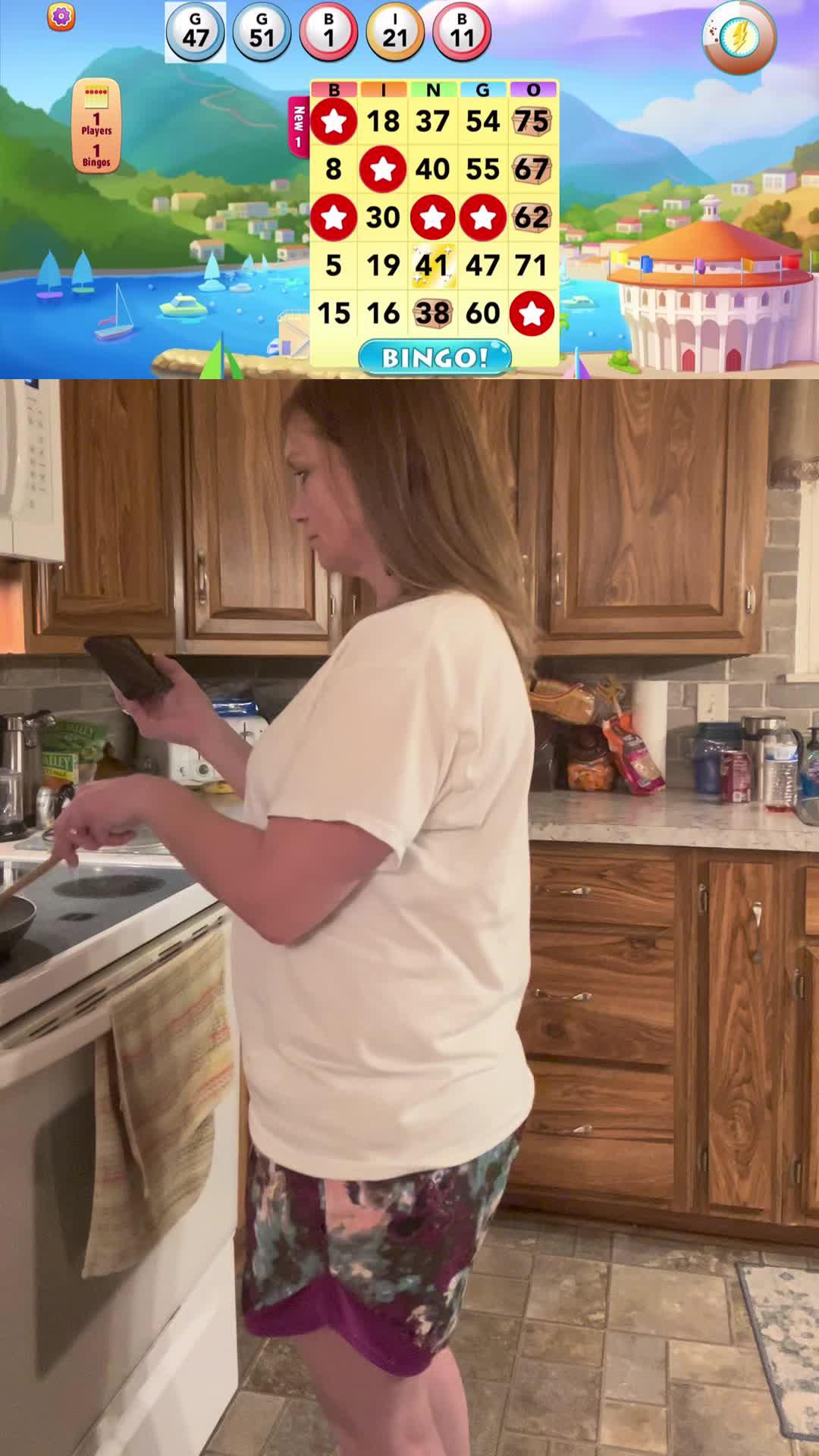 Play Bingo Blitz For FREE!