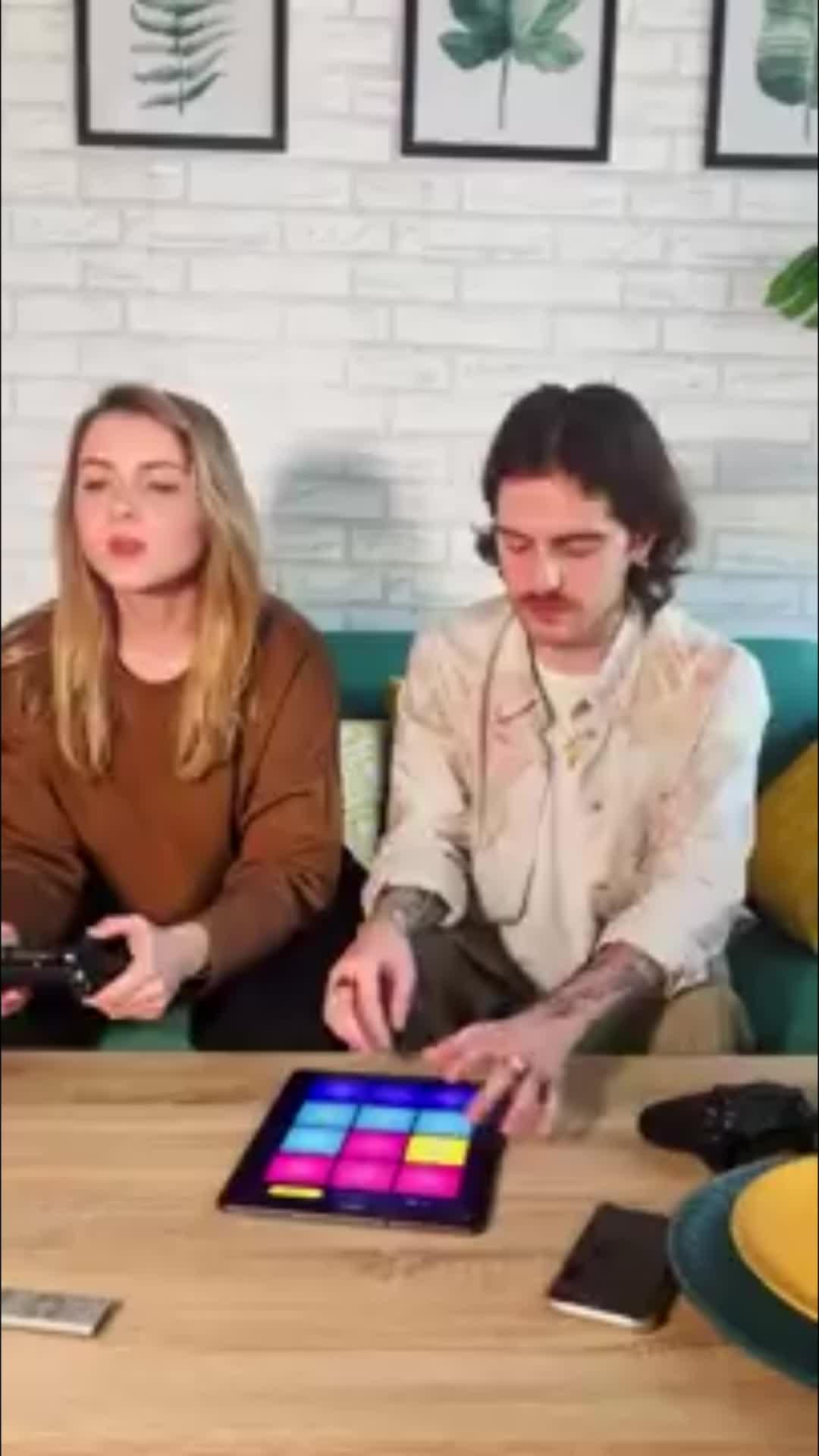 Remix and create rhythm. Choose your favourite beats.