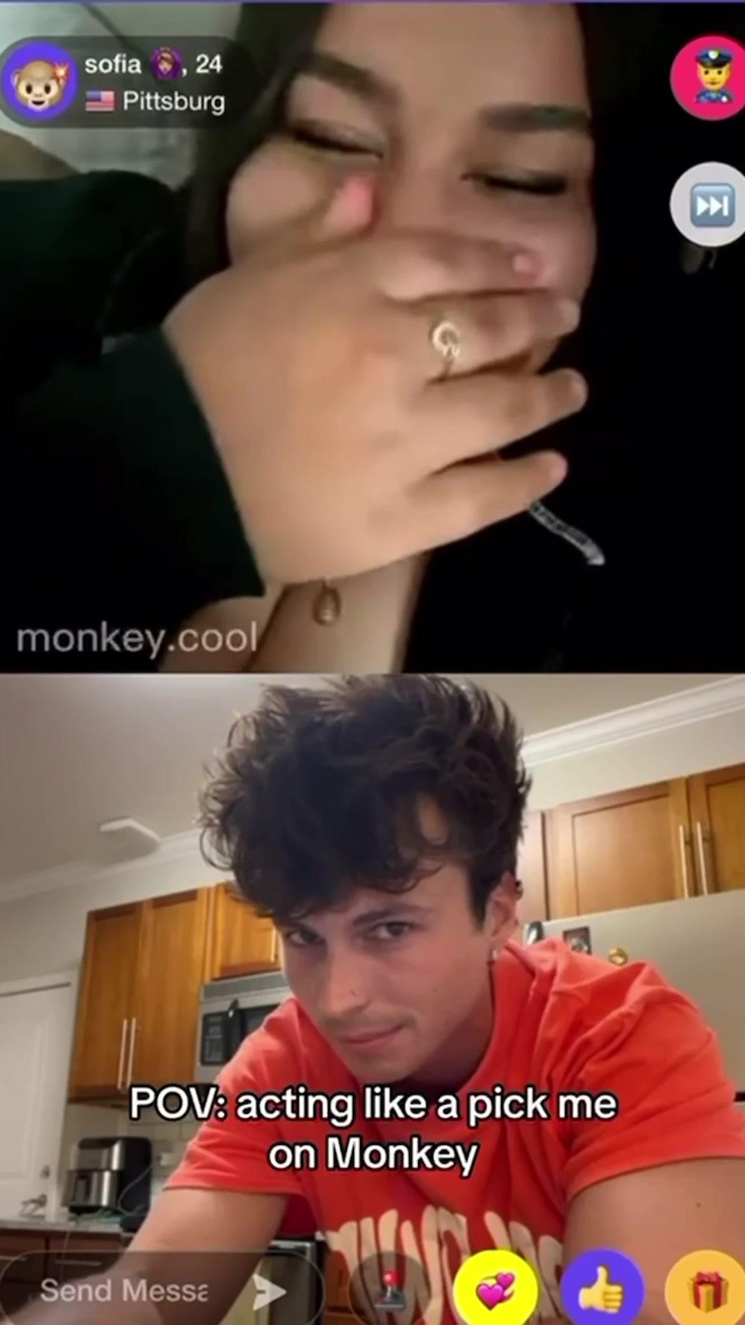 Pretending to be a pick me on Monkey😂 #Monkeycool #reaction #funny #comedy #pov