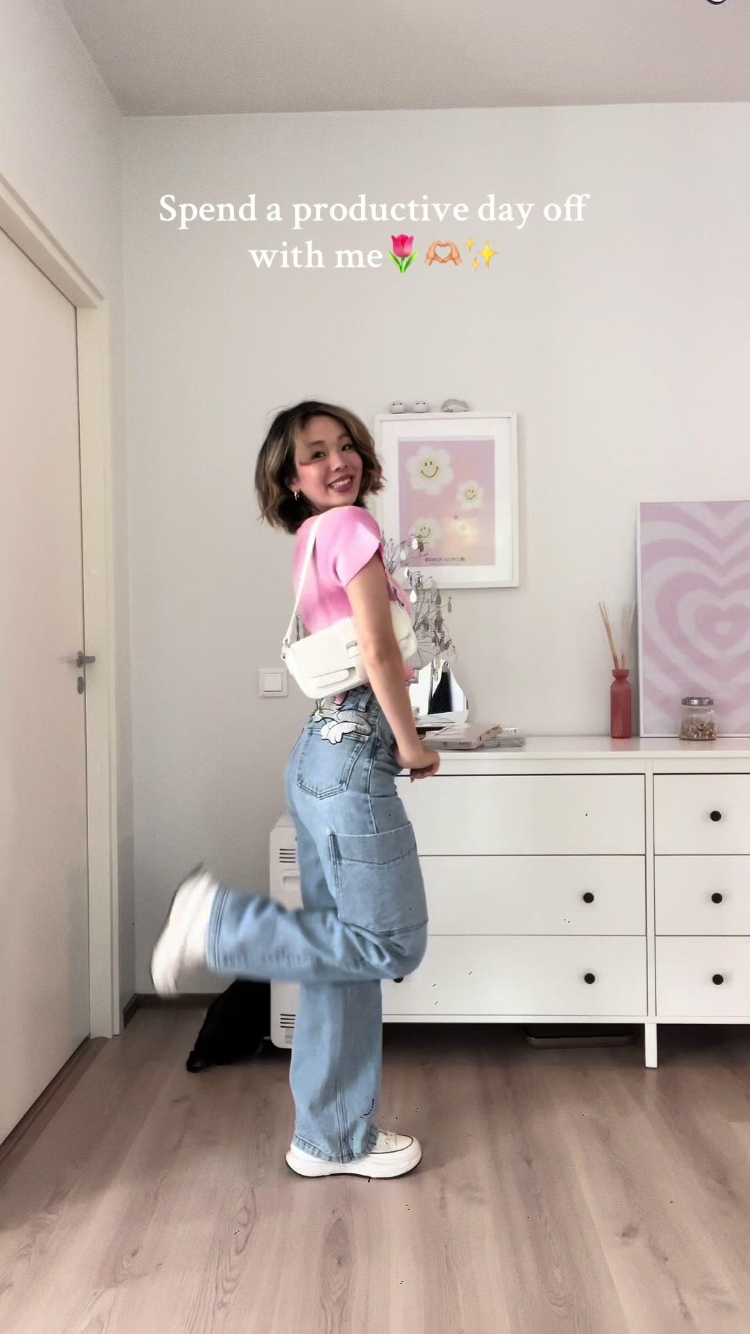 Most of the time, I end up sleeping through my days off, but I managed to have a productive one thanks to the @meplus_app daily planner! 🤍💜   Highly recommend it! Here’s a 50% discount code for you guys↓ 🌷✨🫶🏼   Promo code: BACKTOSCHOOL50OFF   Link to the Me+ app is in my bio! 💫 #fyp #backtoschool #dayoff #dailyplanner #Productivity #wellness #selfcare #meplus #planyourday