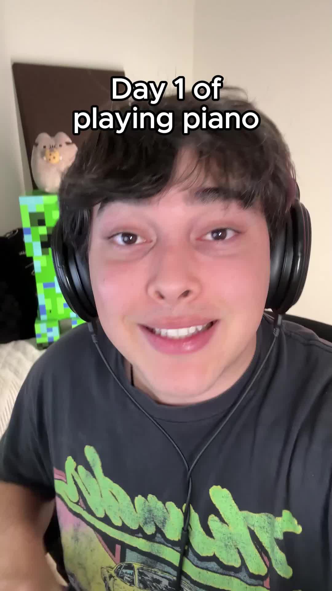 Learn the basics step-by-step from reading sheet music to playing with both hands