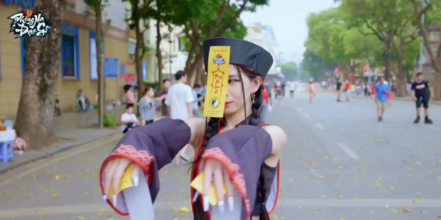 Có ai muốn bị mấy bé Cương Thi này dán bùa không 😍 #phongmadaosi #nguoichoihetamlinh #vplay 