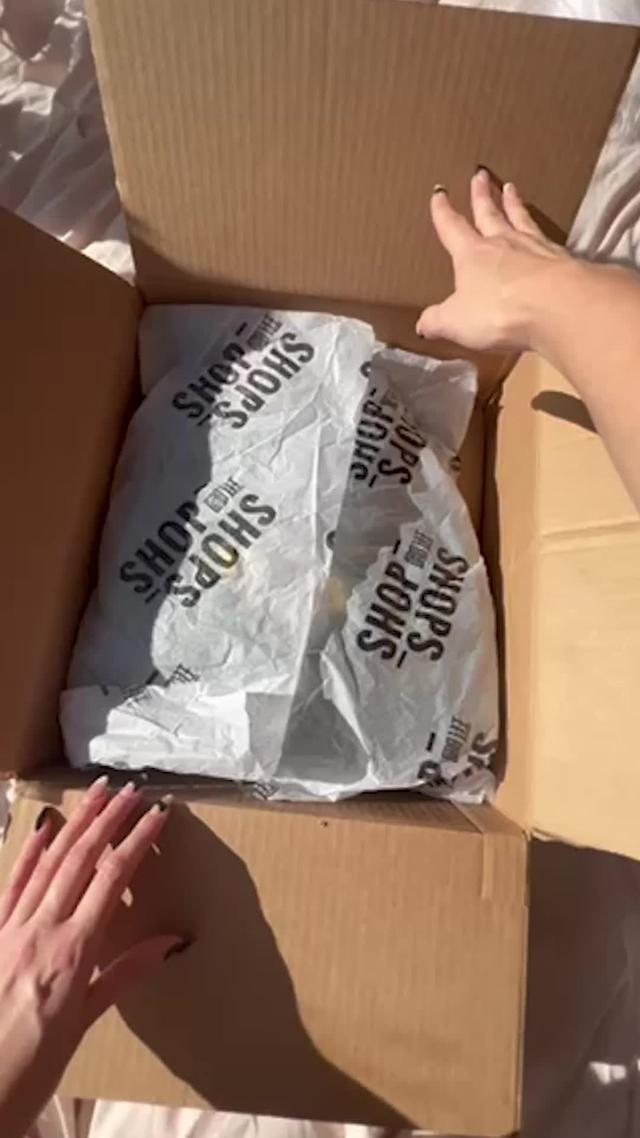 Download the free ShopShops app & experience the magic of live interactive shopping.