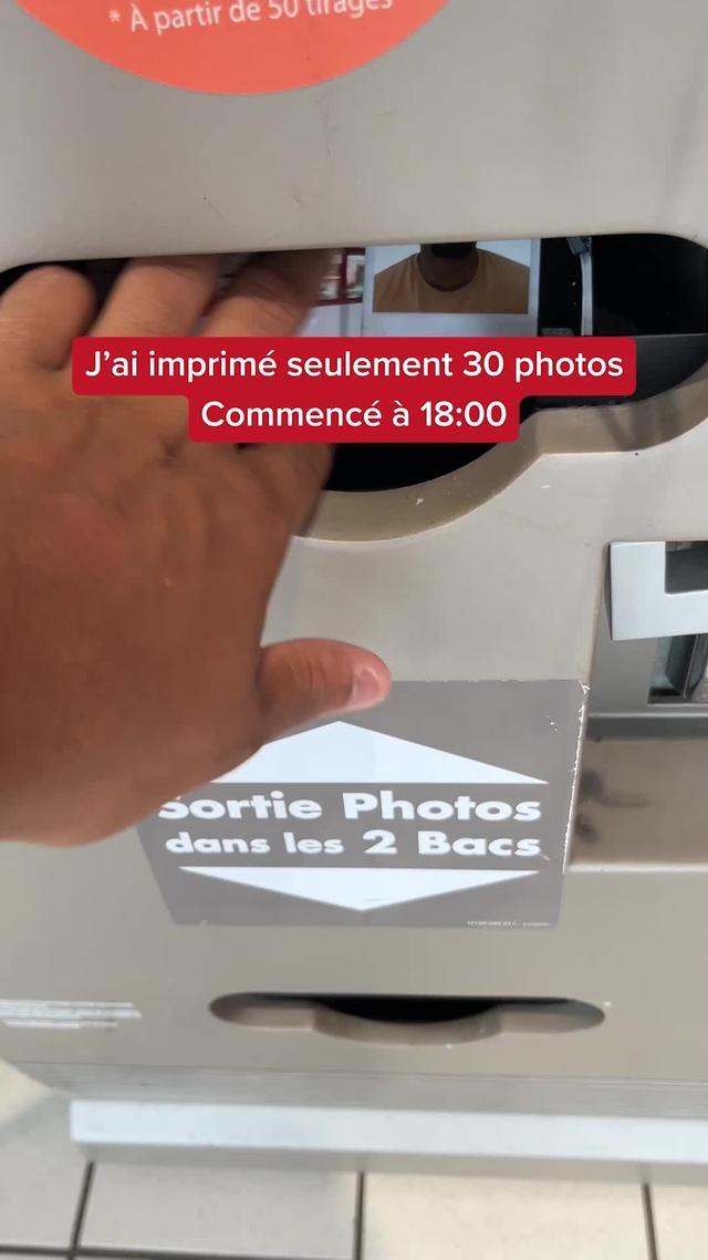 Obtenez 45 tirages photo gratuit en 10x15cm chaque mois et ne payez que les frais de livraison.