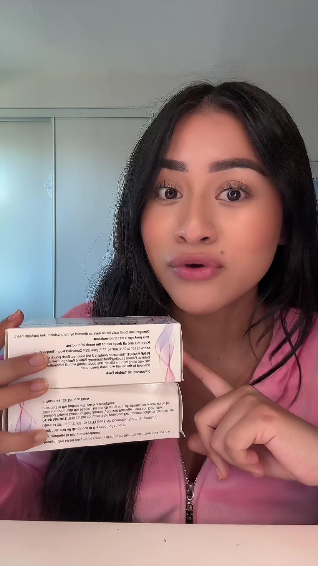 a life saving app 🥰✨ no kids over here for at least a while 😭 comes in clutch!! #plannedparenthooddirect #plannedparenthood #birthcontrolcheck #birthcontrol @Planned Parenthood #greenscreenvideo