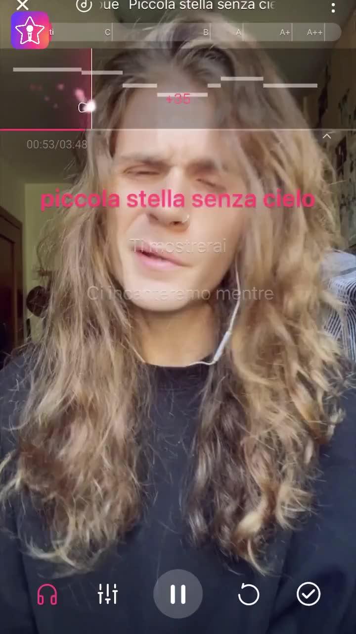 Divertimento con il karaoke