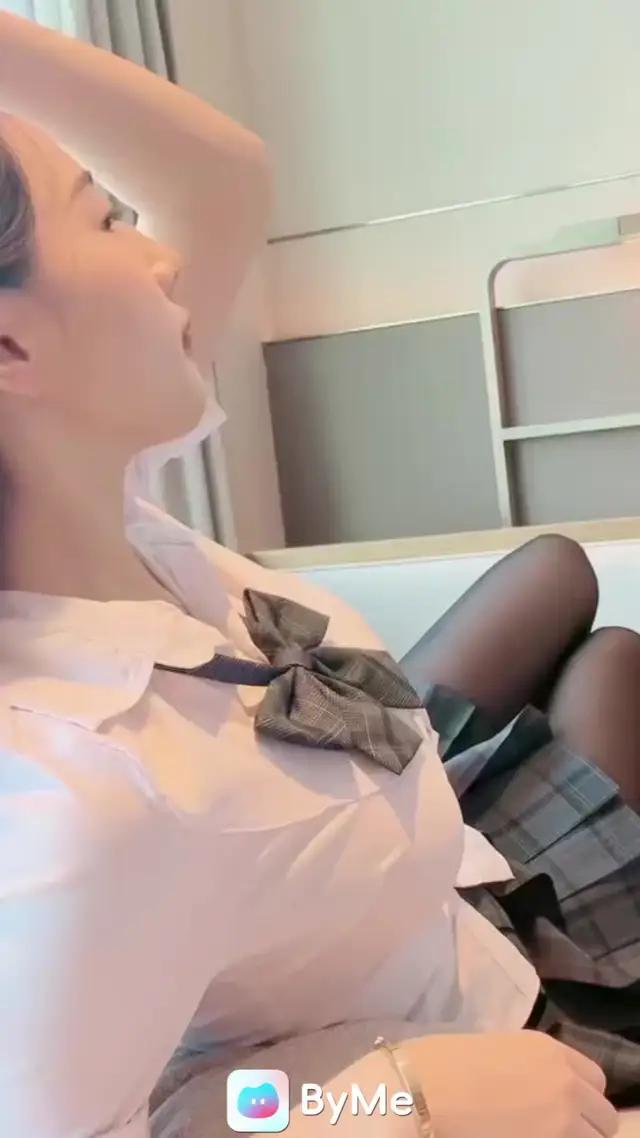 爆桃花來Byme，緣分速配！認識辣妹帥哥，免費暢聊！