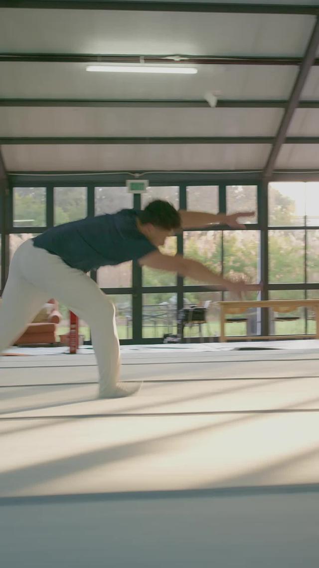 Accélérez vos transferts d'argent avec notre appli : envoyez de l'argent rapidement et facilement.