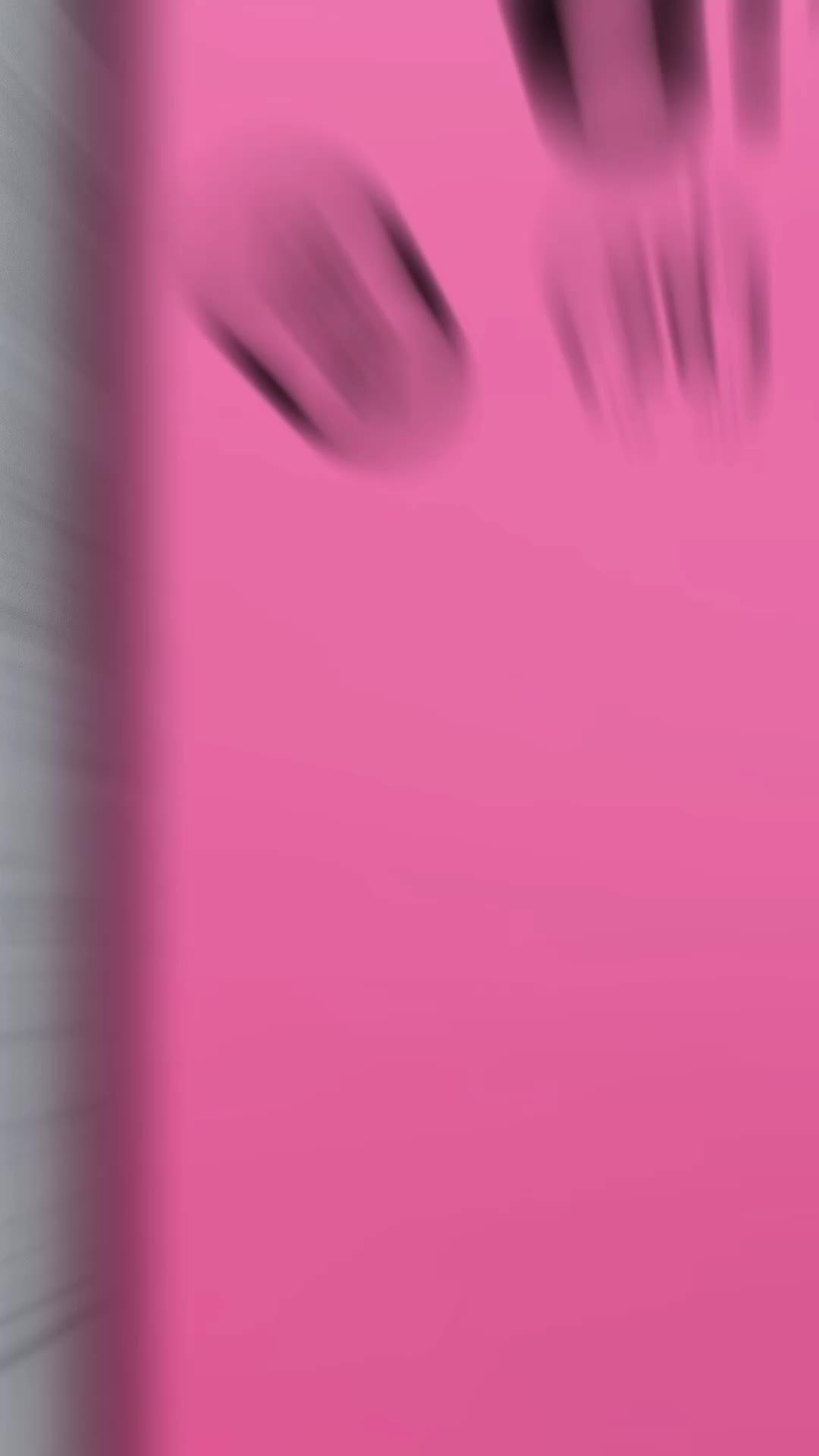 Set exclusive icons & themes for your iPhone!