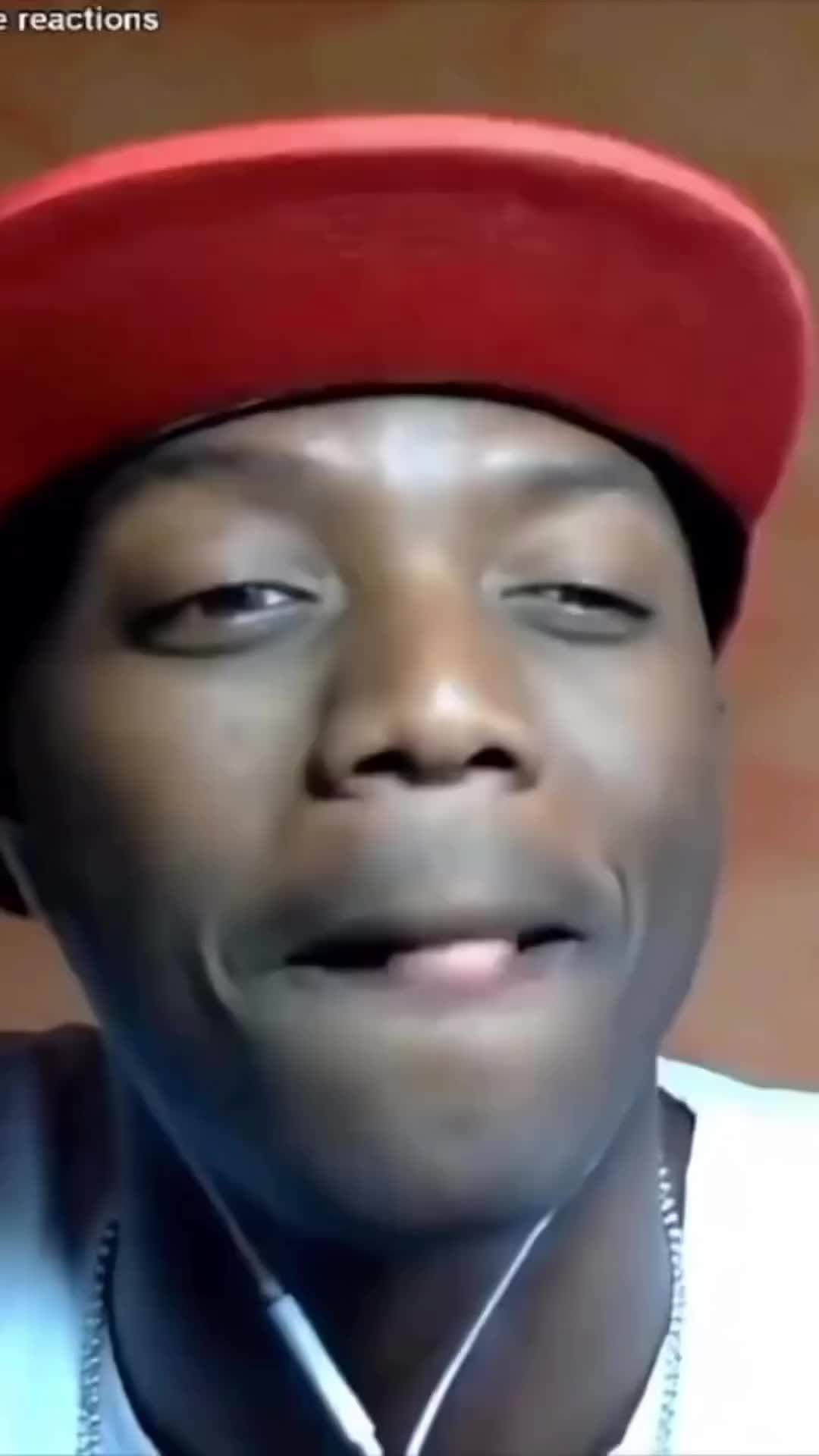 Set exclusive beautiful wallpapers for your mobile phone