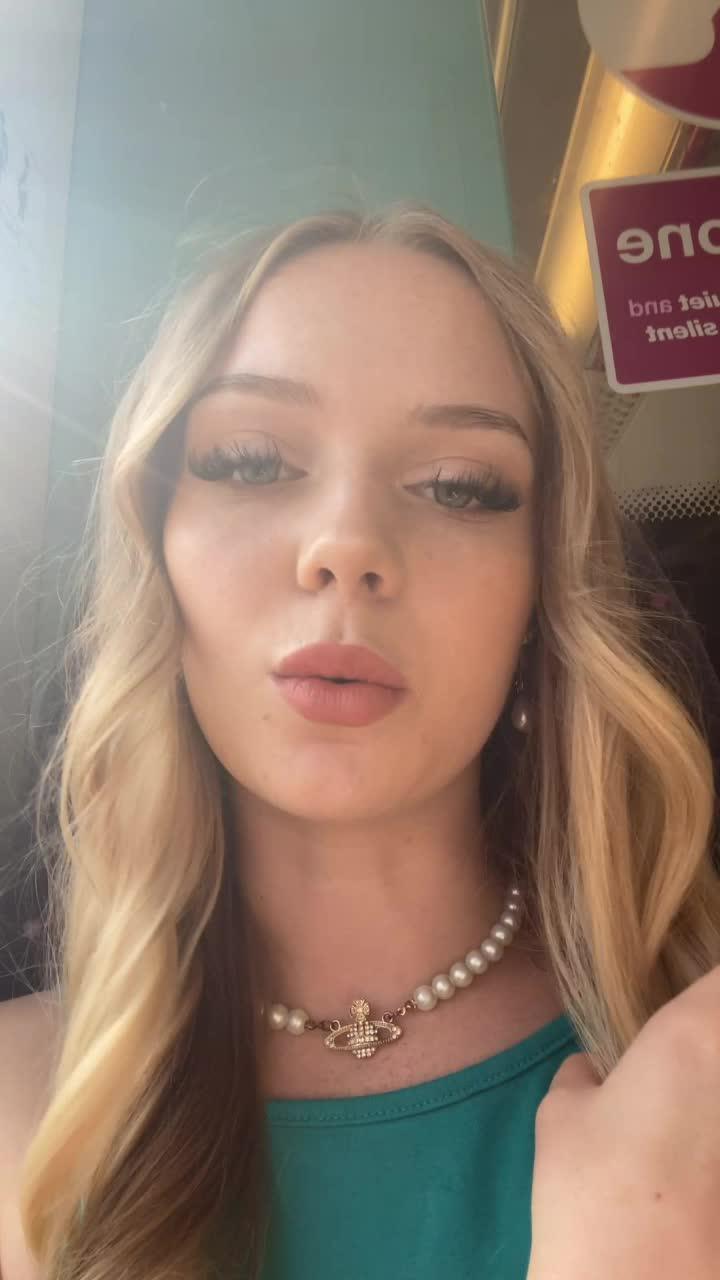 I will fill his screen🤣 #Fr.app #widget