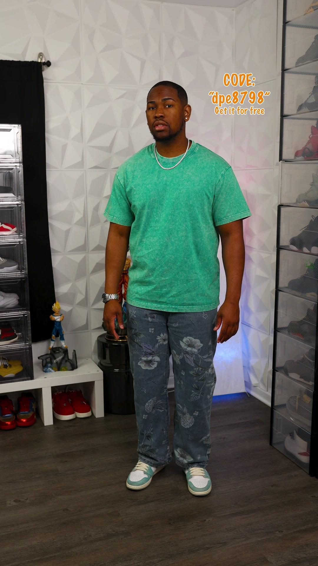 How to style jeans with designs! 🎉🔍code: dnh5982 in #temu search bar for free items and 🔗 in bi0 (app new users only with qualifying orders) free shipping&return #fashion #temumethod #temufree #temufinds #temuhaul #temutoppicks #temufreegift#summer