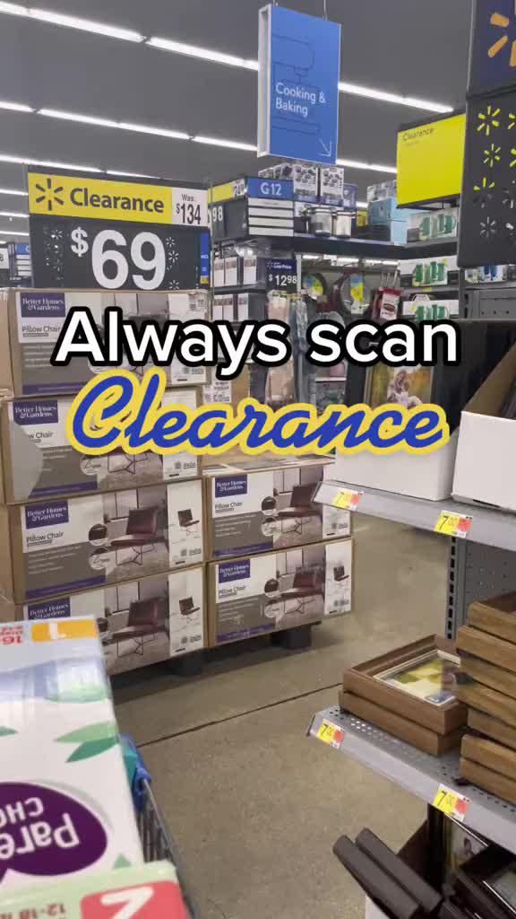 Effortlessly explore online content linked to URL QR codes with QR Code app