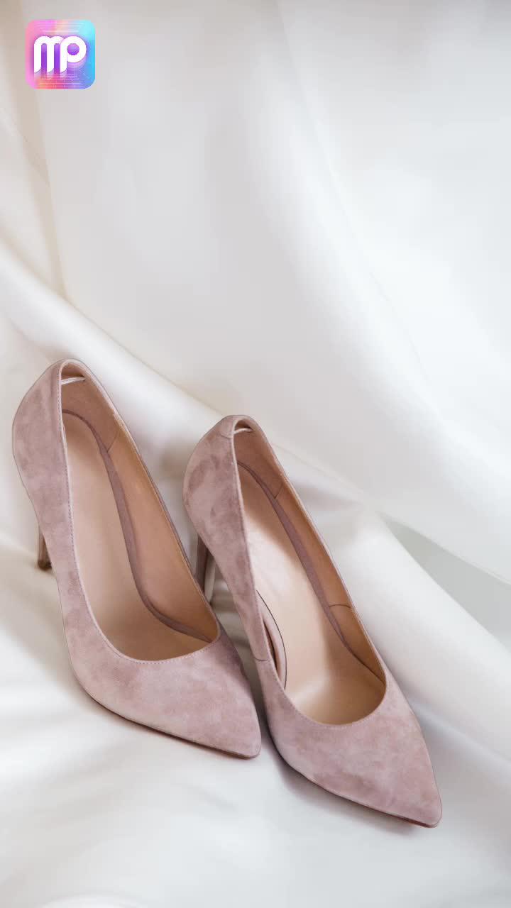 Try our AI Photo Editor to give your photos a fresh new look! Experience it now!