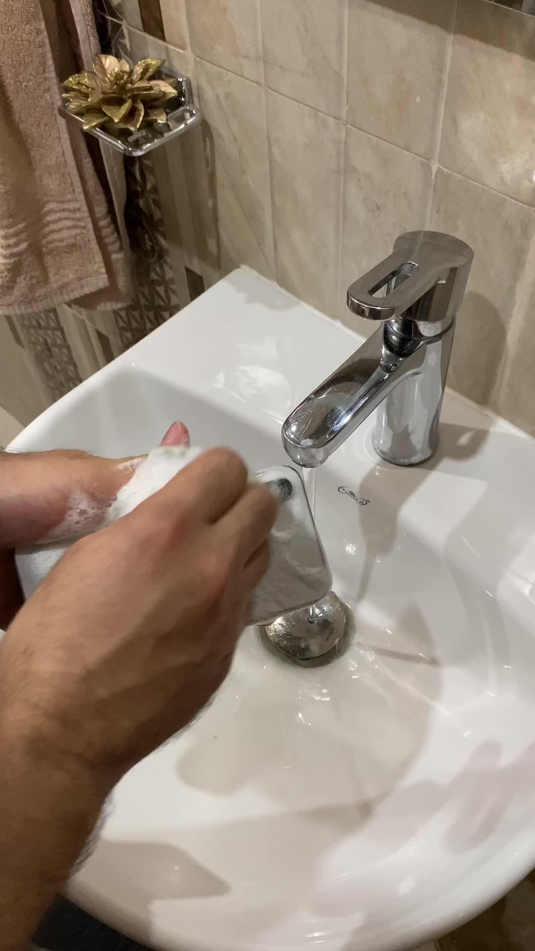 احذف الصور المكررة بواسطة تطبيق التنظيف في ثوانٍ. وفر مساحة ووقت.