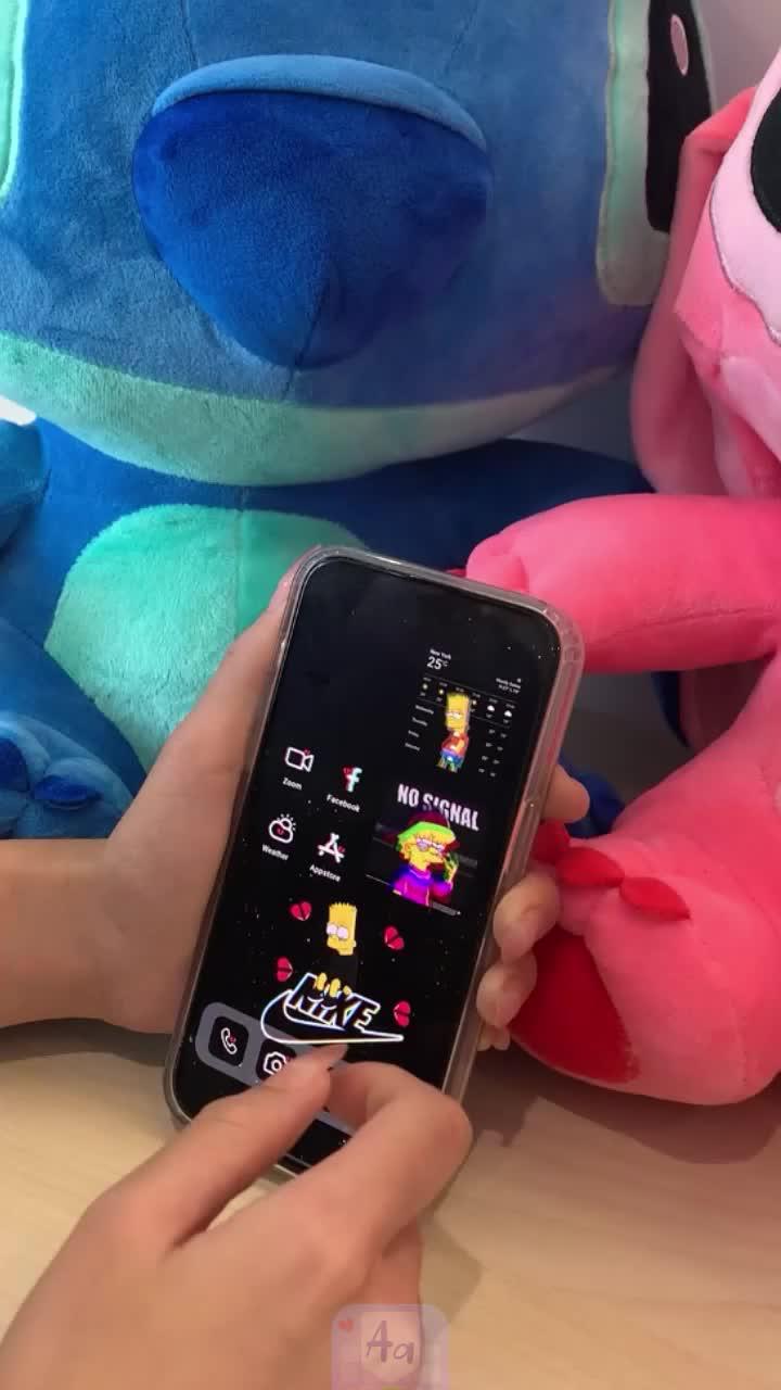 Set exclusive widgets & themes for your Phone