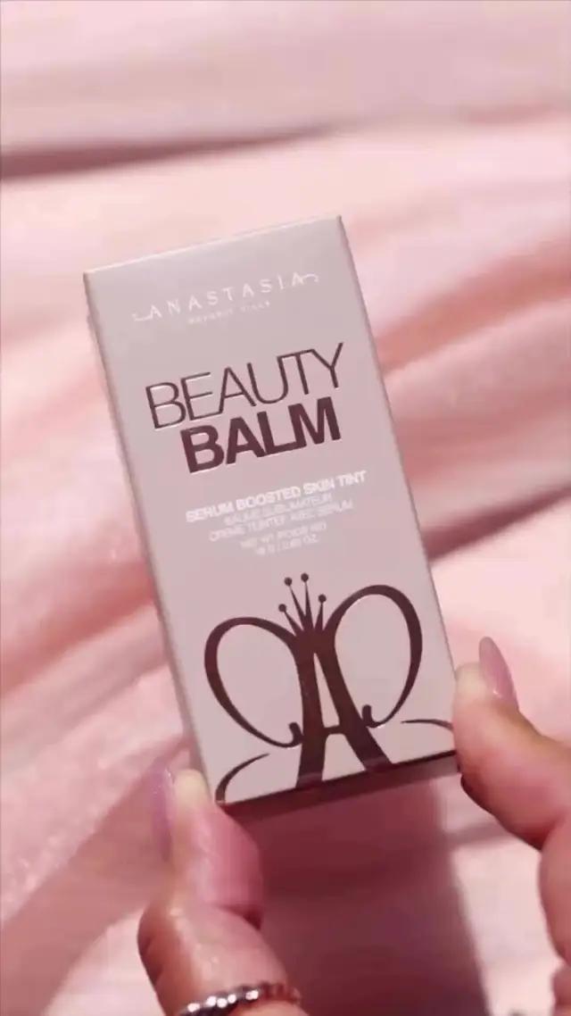 Get up to 20% Off* sitewide now till 30 June only. Download the app & add to cart now.