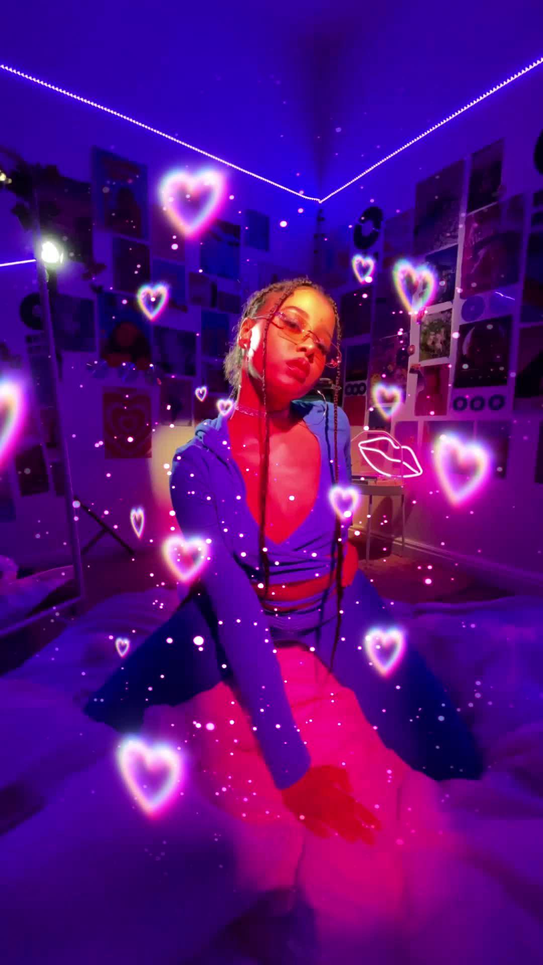 The secret is Prequel app