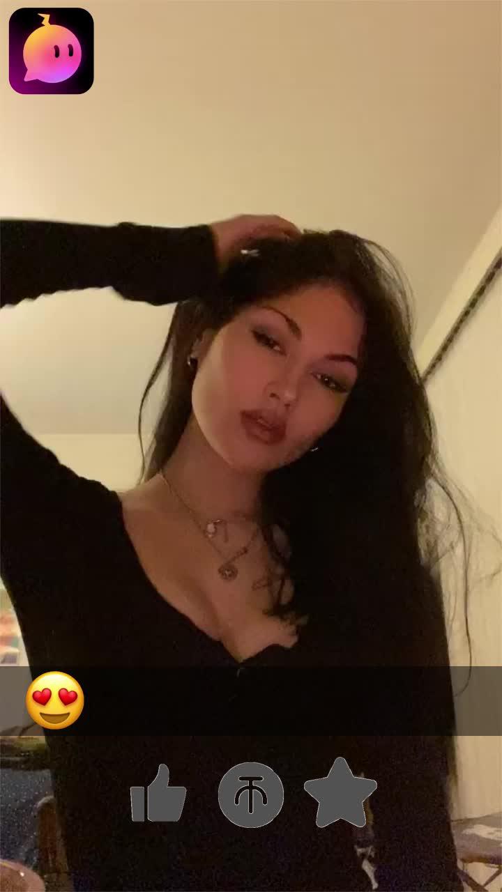 Chat with girls for free now!