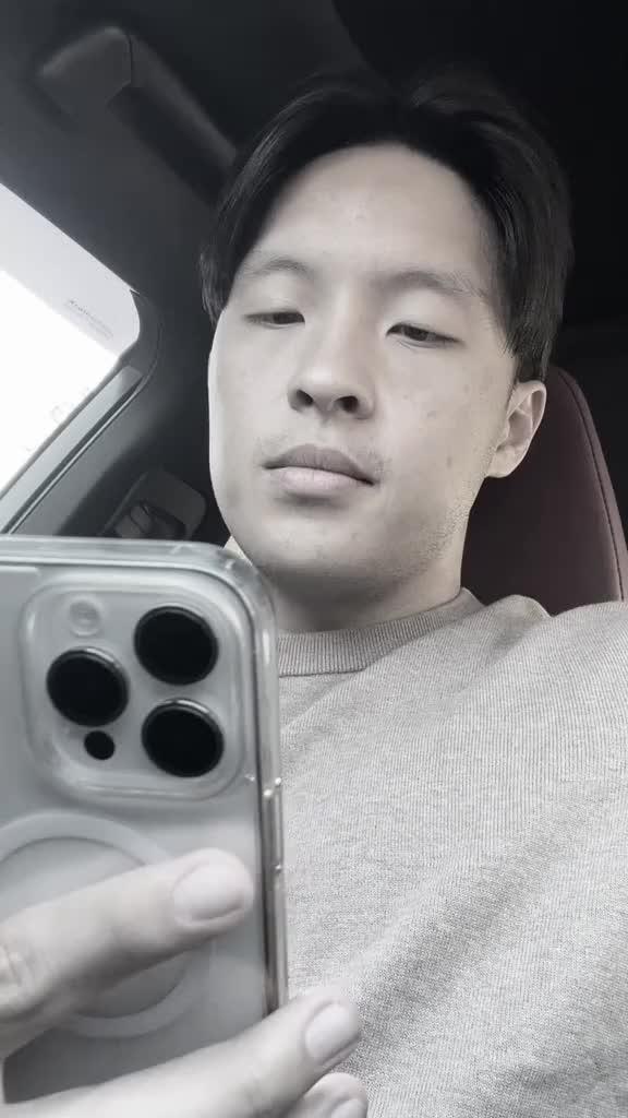 Download Fastback > Ship your items > Get your money instantly