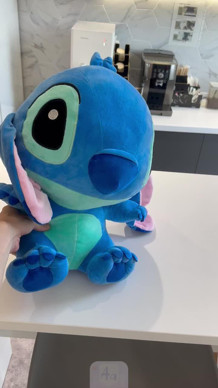 Set exclusive widgets & themes for your Phone