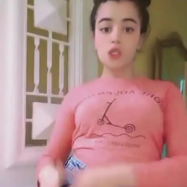 دردشة مجانية بدون مسافة