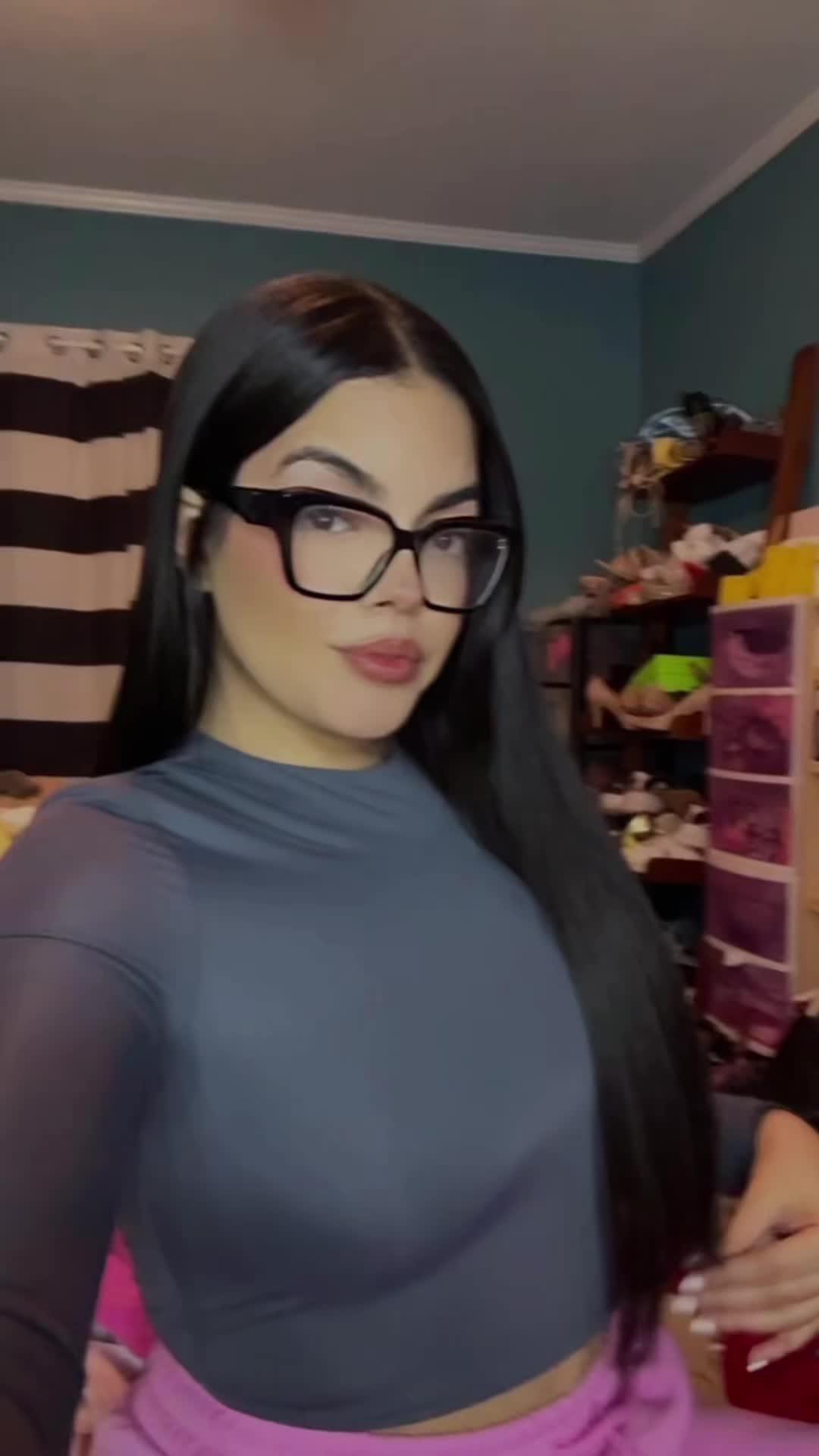 Fashion made affordable, Get 20% off your 1st app order!