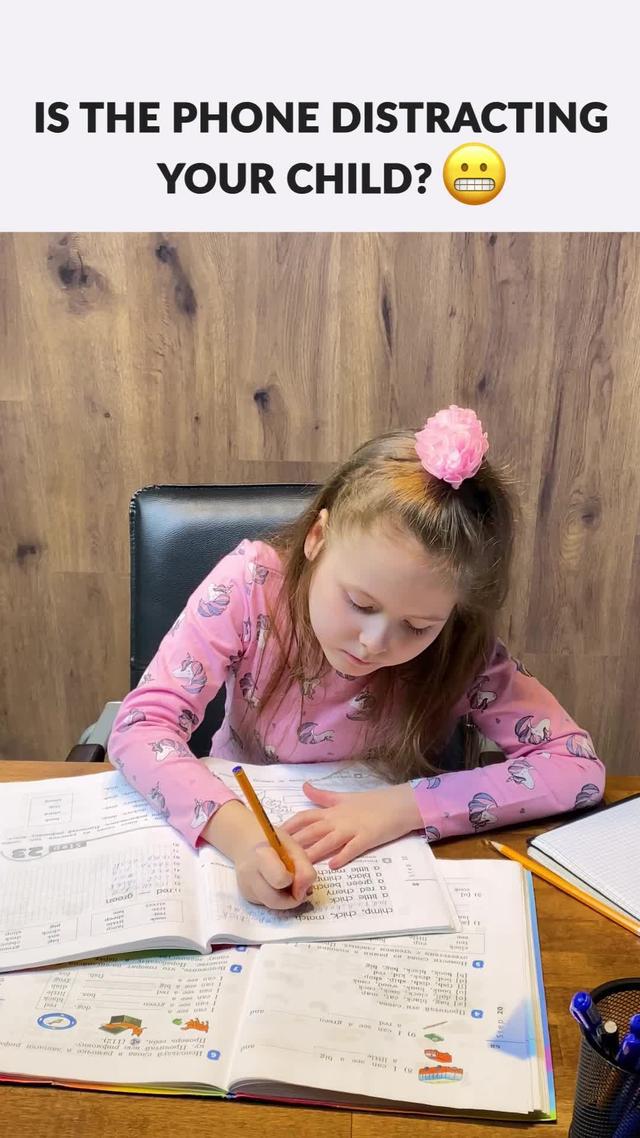 App for family. Lock your child's phone.