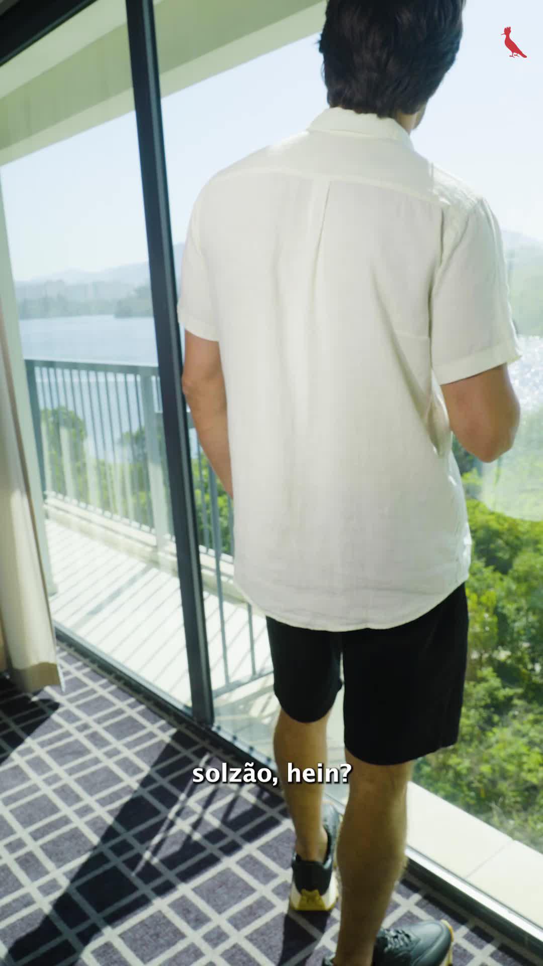 Experimente o toque macio e a elegância da Bermuda Iron Reserva, feita em algodão e poliéster.