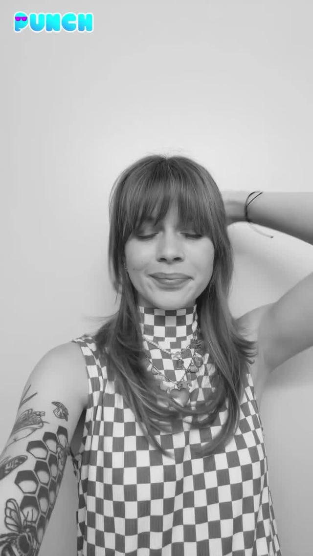 #viral, #funnyvideos, #comedy, #instadaily, #fun, #punch, #punchcomedy, #punchcomedymeme, #funnymeme, #personalizedmeme, #trypunch #nye #nyesek #viral #holidayinn