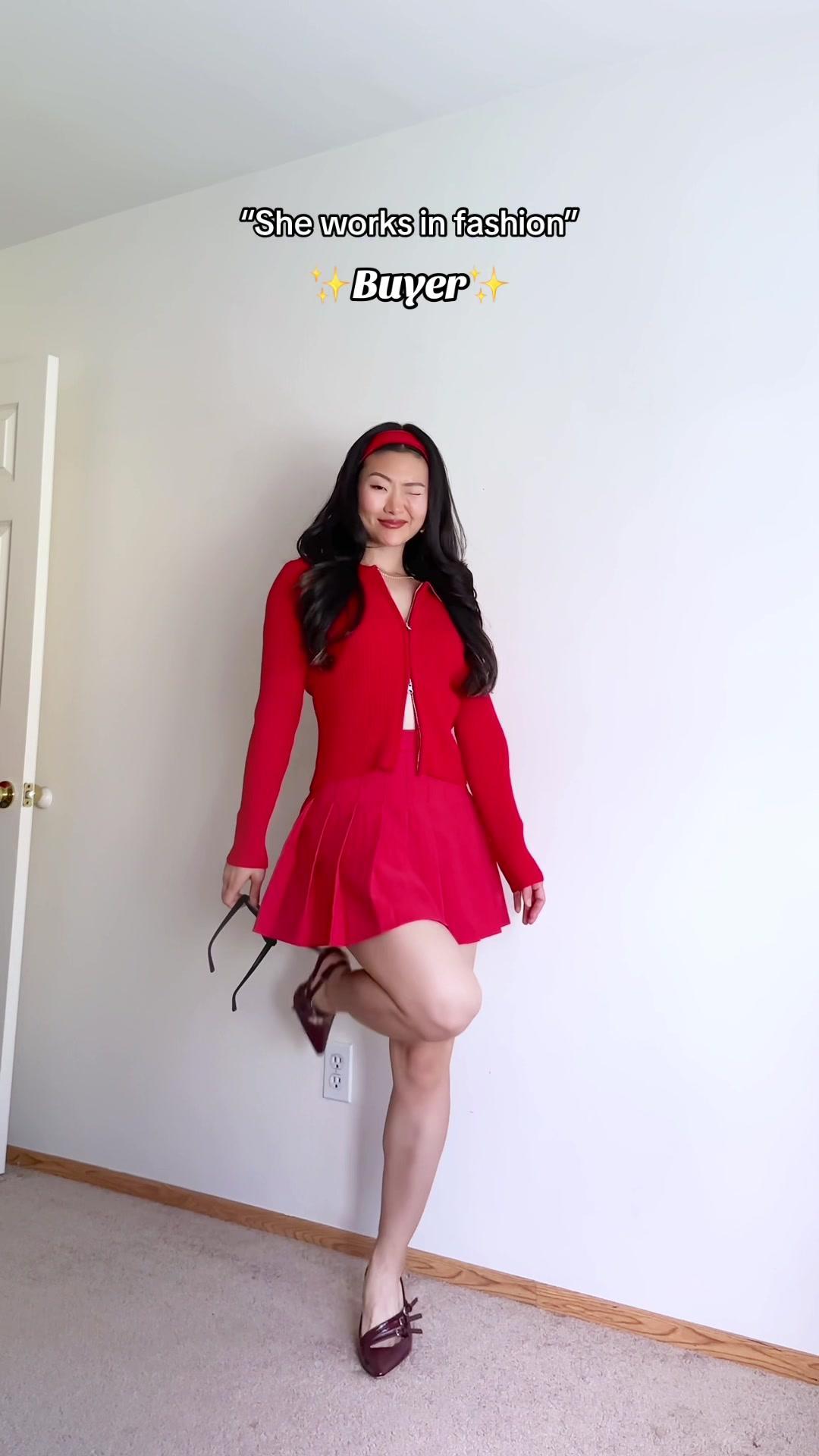 She's a fashionista✨ @Temu @temu  👇🏻link or 🔍 DMW3343 on the website! new members can get them free on the Temu app!  Enjoy Free Shipping & Returns  #temu #temufinds #temumusthave #shoptemu #ootd 