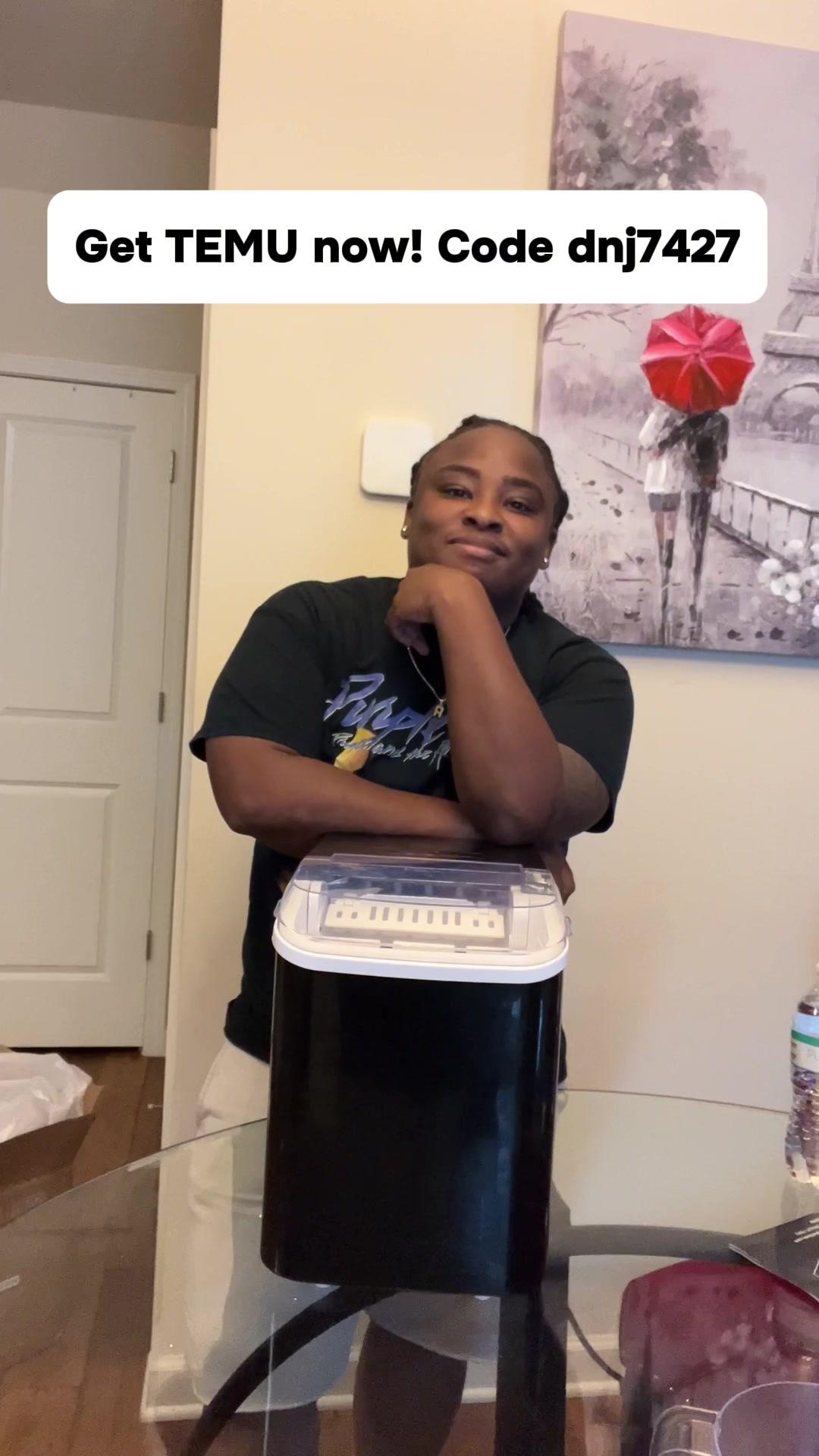 This Ice Maker from Temu is 🔥🔥 Get TEMU app and enjoy more deals with code dnj7427. App new users only! Also put the 🔗 in my bio, go check it out! #icemaker#summer#temu#temufinds#temuhaul#viral#fyp