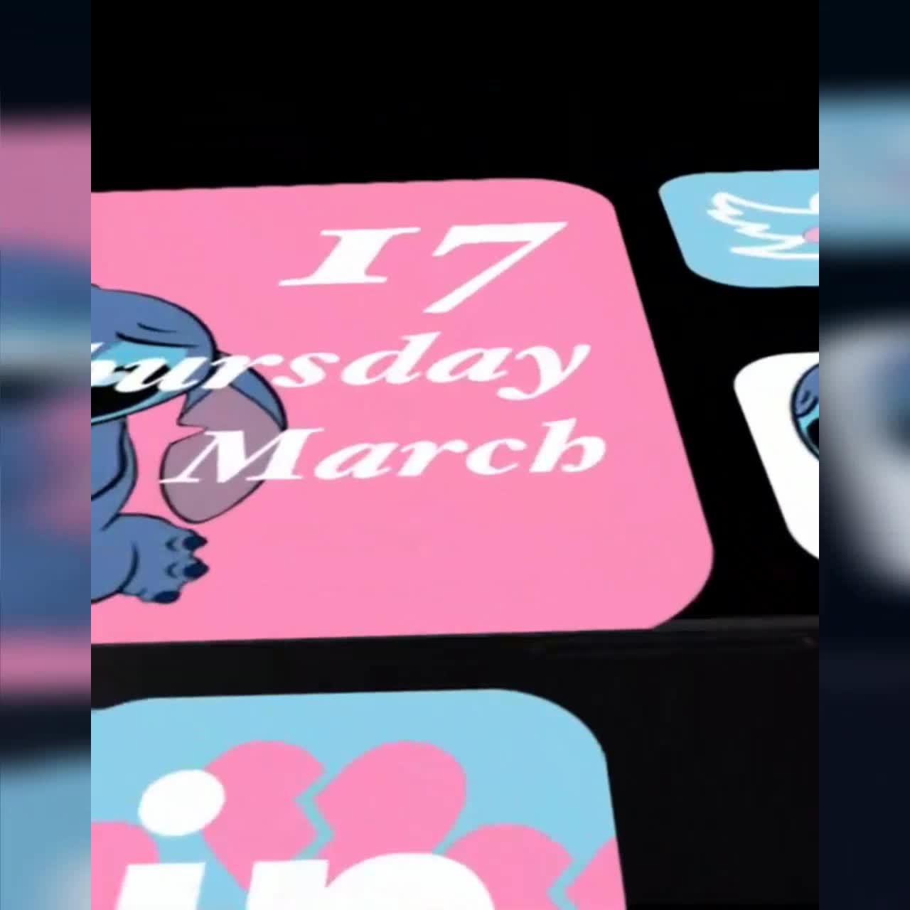 Set exclusive widgets & themes for your Phone!