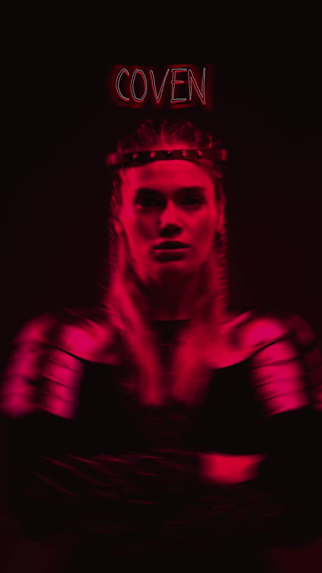 Do you already know how to edit your Halloween videos and make spooky content? No need to worry, we got your back! #halloween #halloweenlook #halloweencostume #halloweenathome #halloweekend #videoviral #viralvideo 