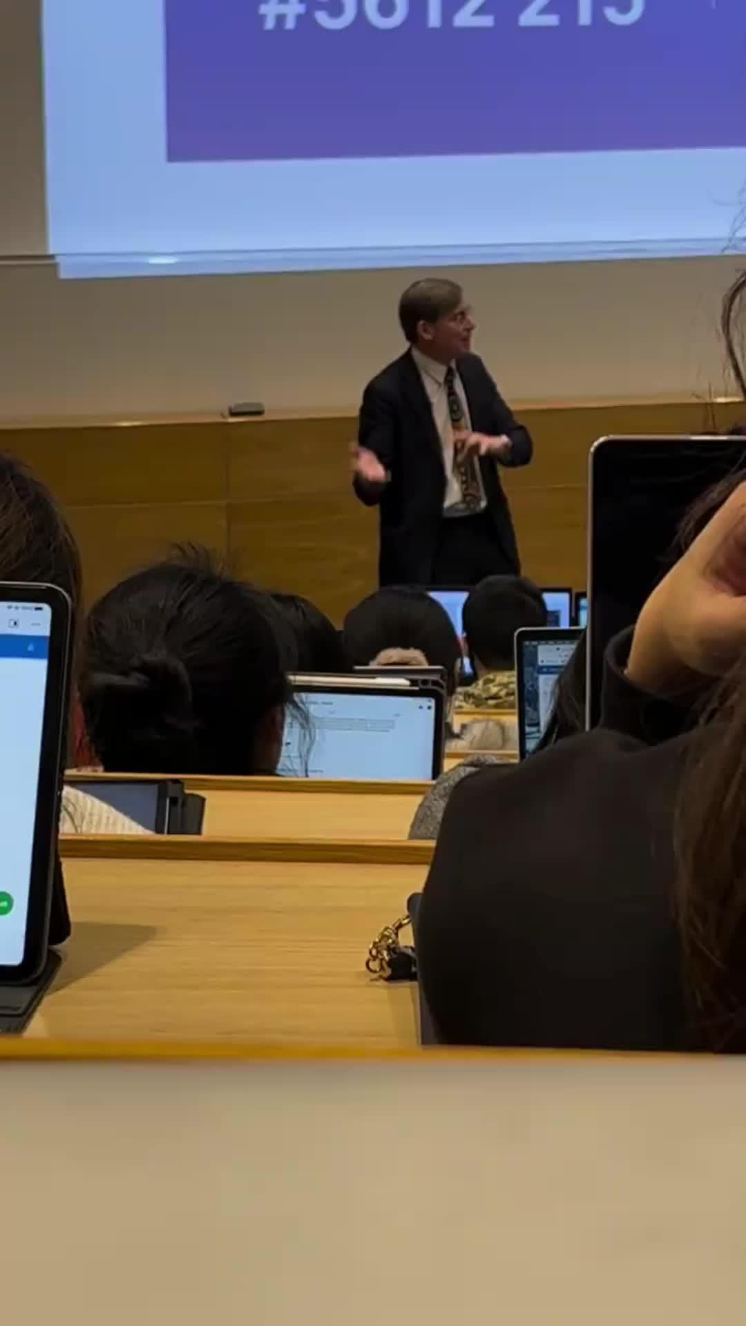 Deepting, speech-to-text, your learning assistant.