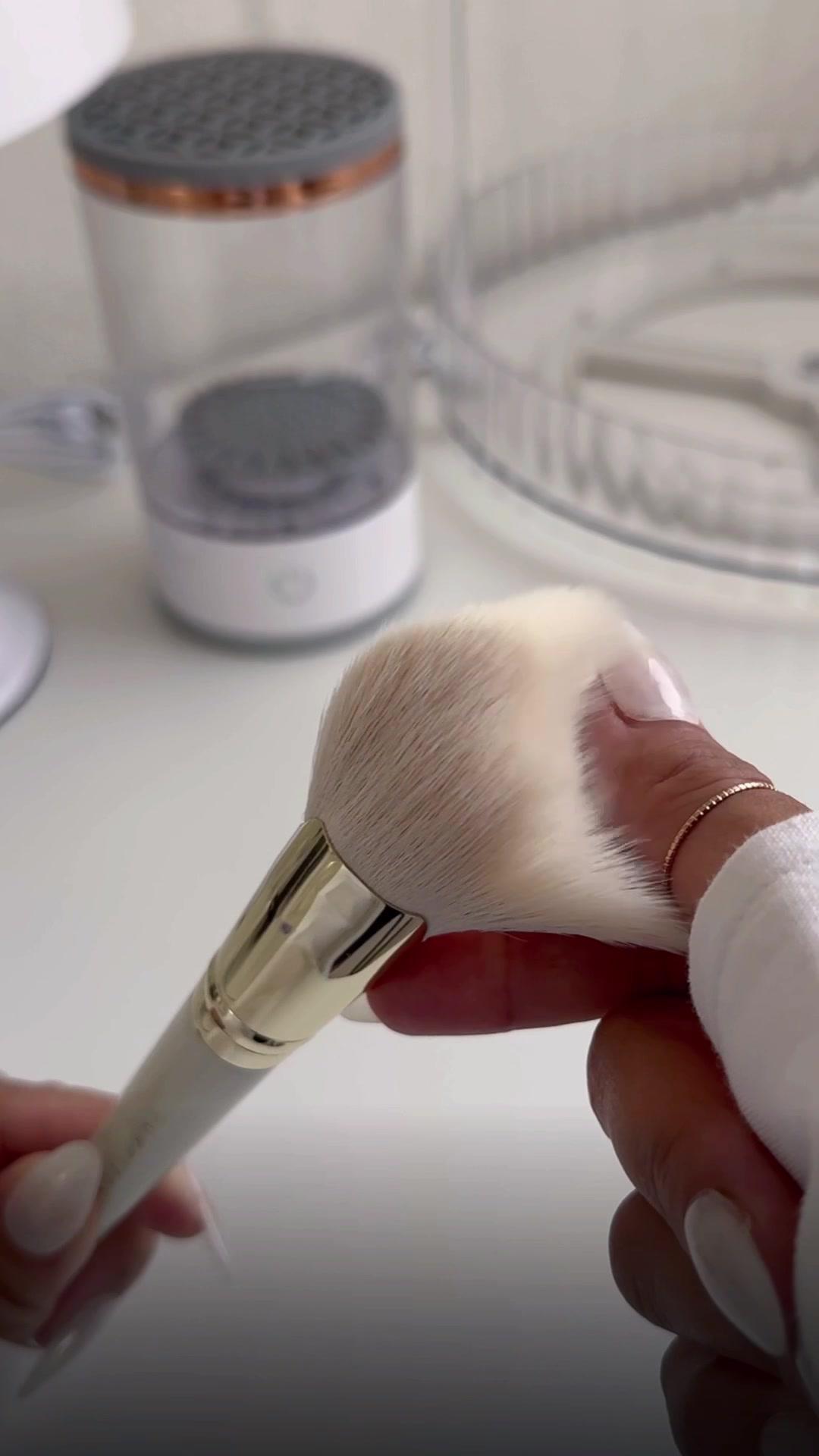 Room decor 🤍🚺🤍 購入品については7sGoodアプリ「カテゴリ」から (epi262)  を検索すれば出てきます♡ 合計で最大15000円OFFクーポンをGETできますので ぜひチェックしてみてください♡ #7sgood#7sgood購入品#pr #onlineshop#onlineshopping#shop#loveit#kitten#achadinho#achadinhos#asmr#satisfying#temperocaseiro#dispenser#home#compras#comprasonline#donadecasa#主婦#購入品#kitchen#kitchendecor#kitchenideas#roomdecor @7sGood【セブンスグッド】公式