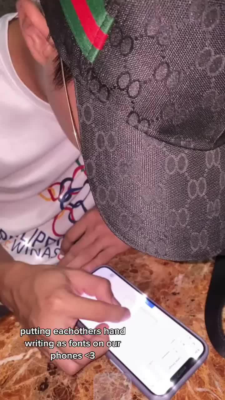 Set up exclusive fonts&keyboards for your phone!