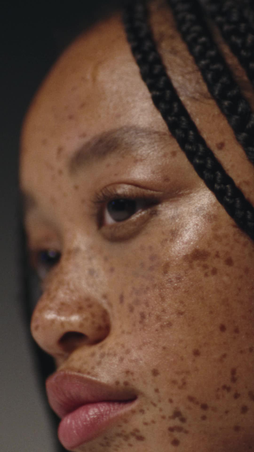 Here’s to everything that moves you. Download the Nike app for free shipping and returns.