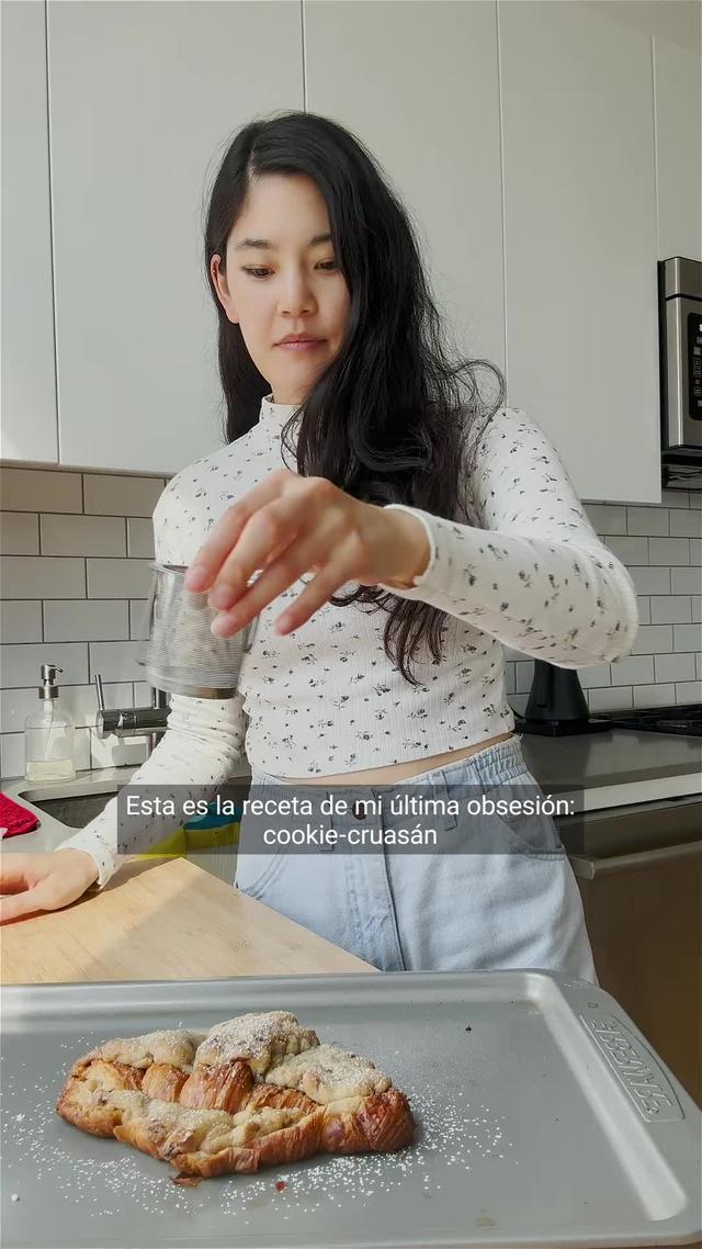 ¡Ding! Nuevos sabores recién salidos del horno te esperan en Instagram. Instala la app ya.