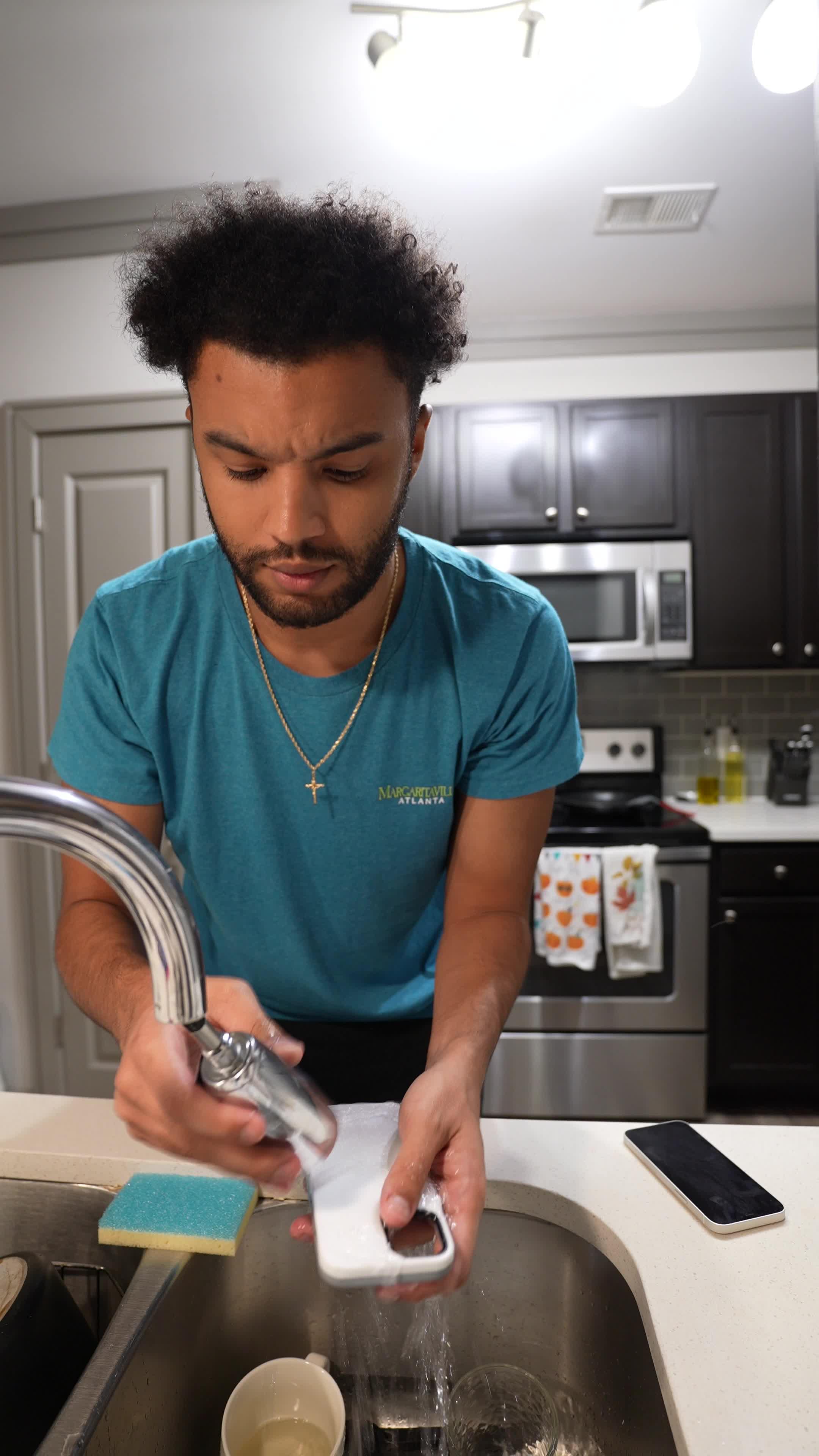 Free up iphone storage in seconds with Cleanup