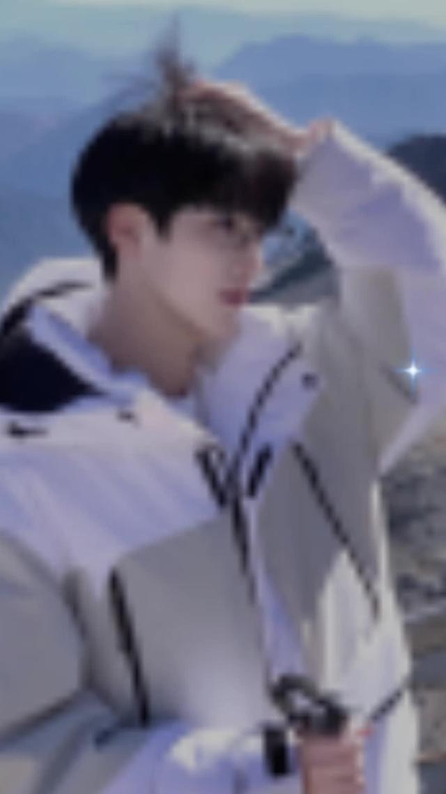 自動辨識繁體中文字幕，圖片變高清，一鍵摳圖...你想要的功能小影剪輯app全都有！快用小影製作精彩影片吧