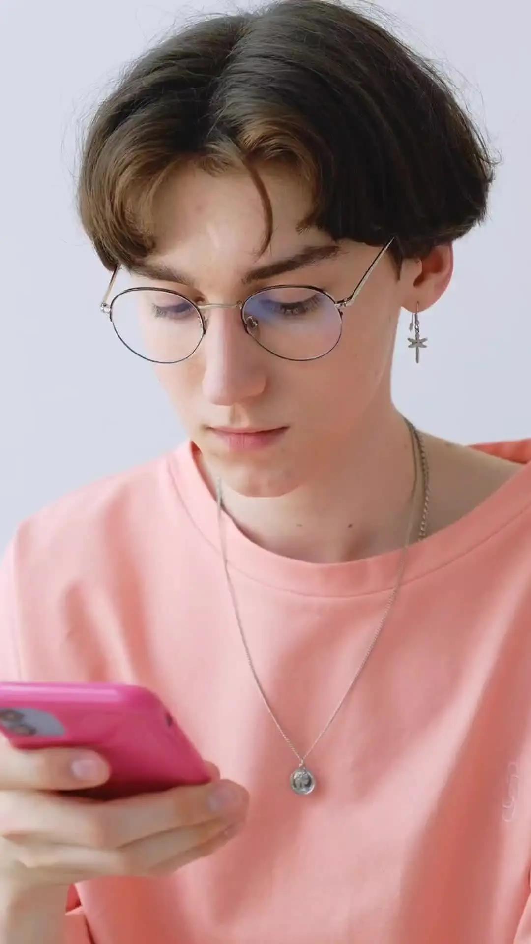 Clean up photo space！