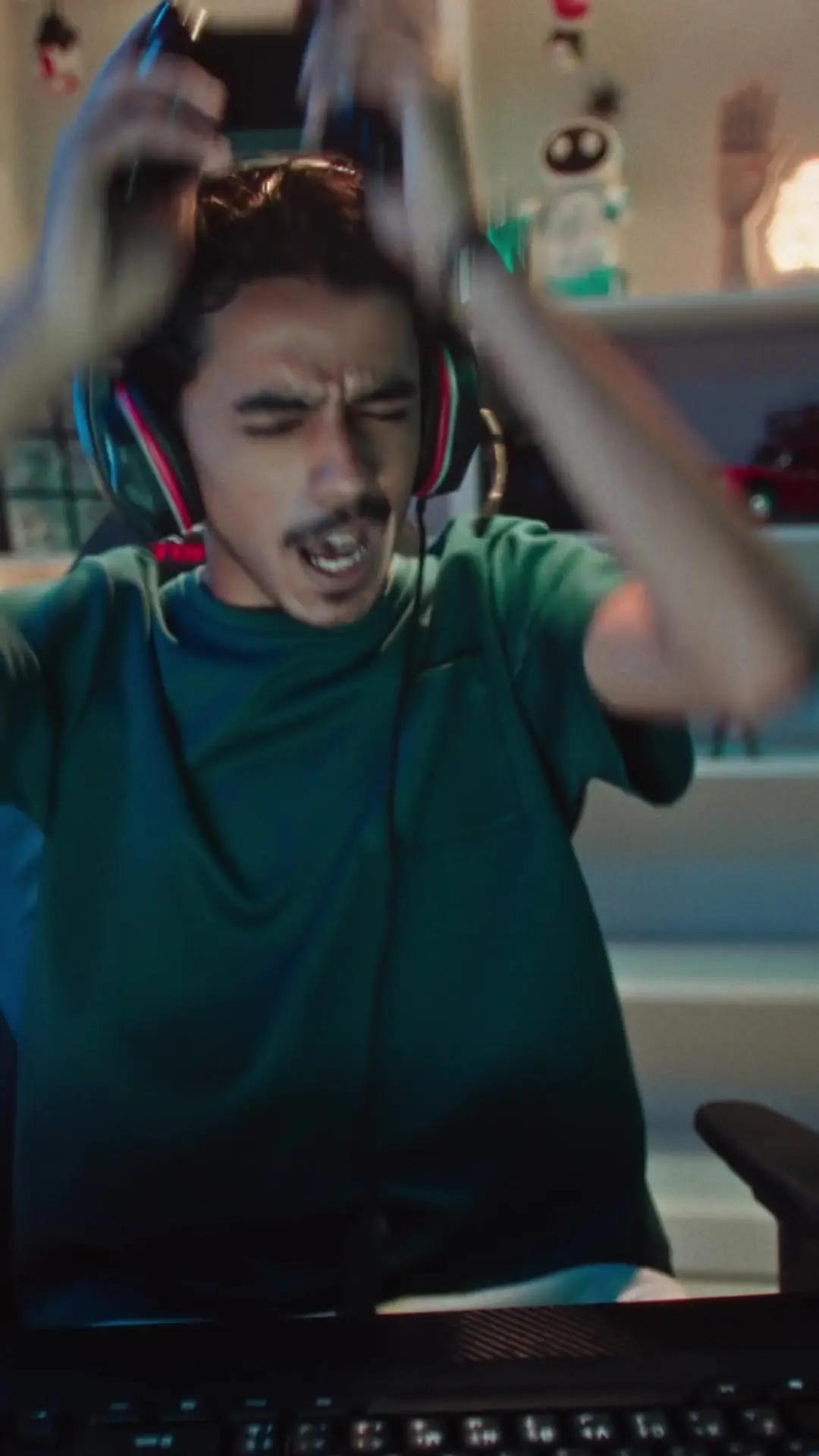 طلعت نوب  شربت لعبة وطلعت #نوب 😝 اعرضه من باب القهر اعرضه من #باب_حراج