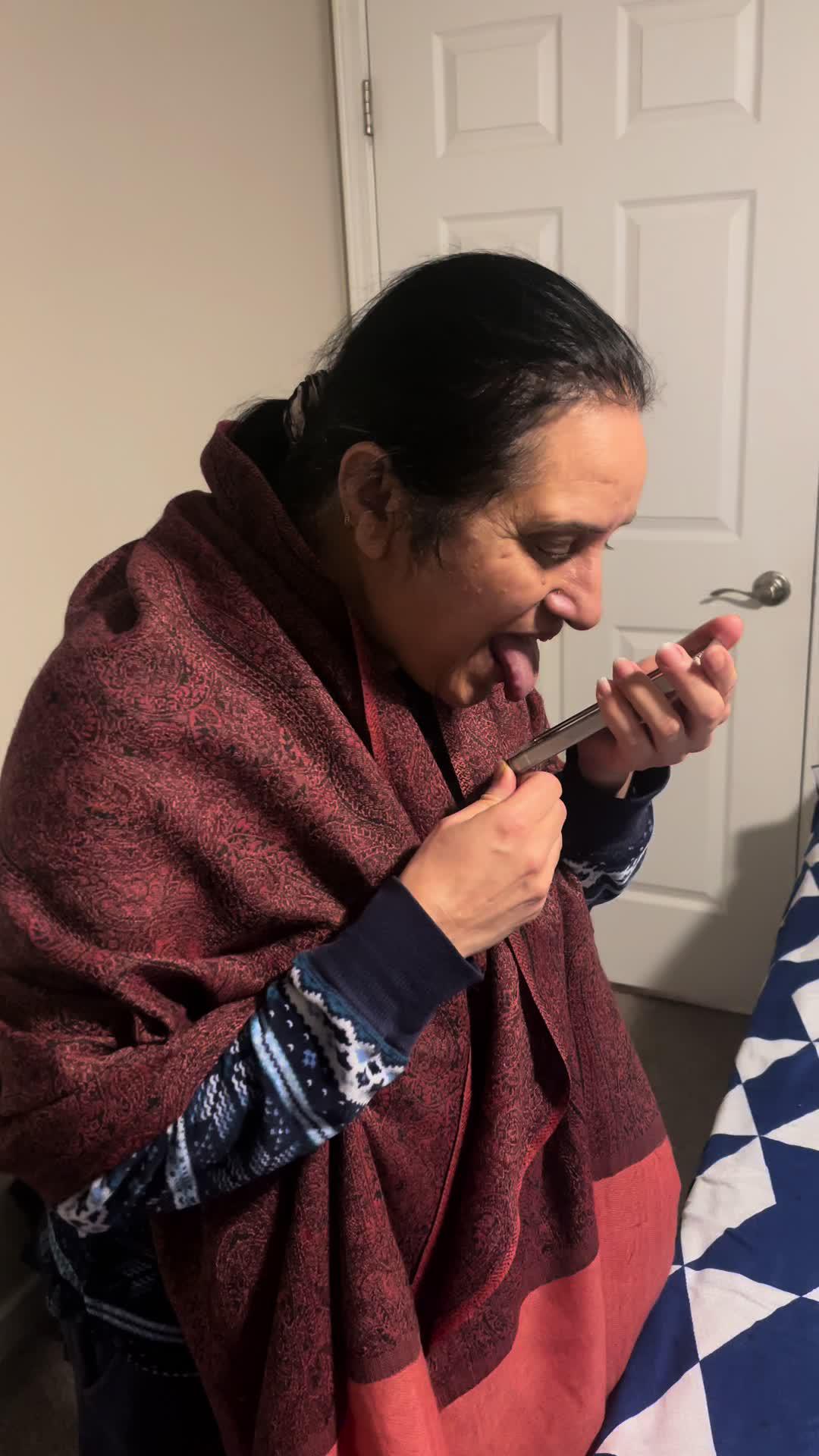 Free up iPhone storage in seconds with Ai Cleaner!