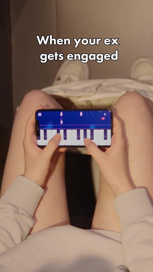 Learn to Play Songs & Game. Enjoy cool free piano games!