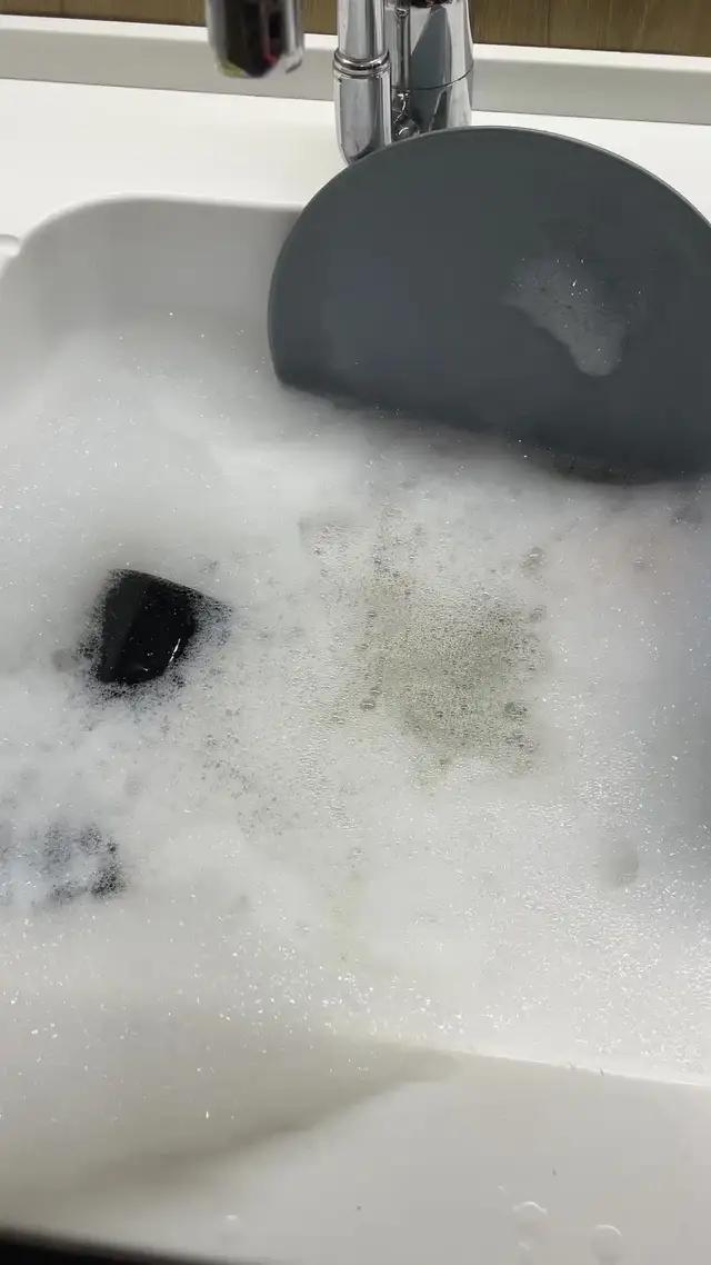 Phone memory always full? Get Cleaner Guru