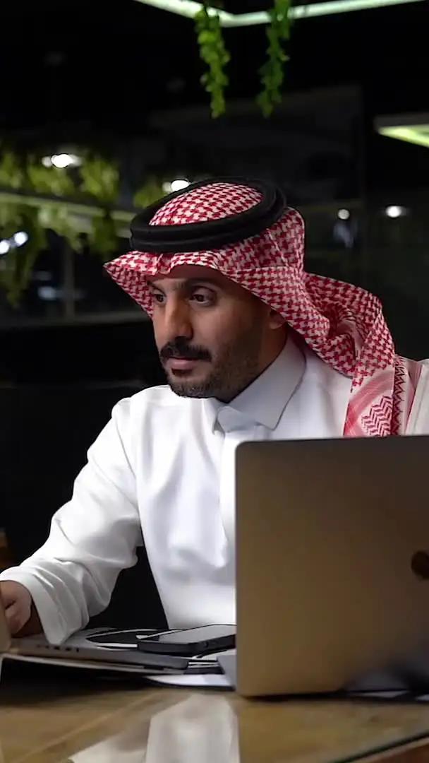 تحتاج محامي تستشيره ويخدمك قانونيًا؟حمل تطبيق بينه الآن أكثر من 1200 محامي مرخصين من وزارة العدل